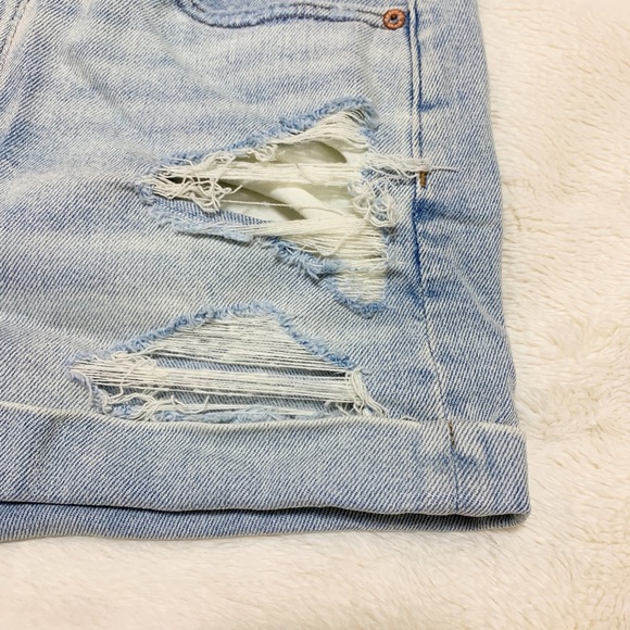 American Eagle Mom Short-Stretch - Picture 3 of 4